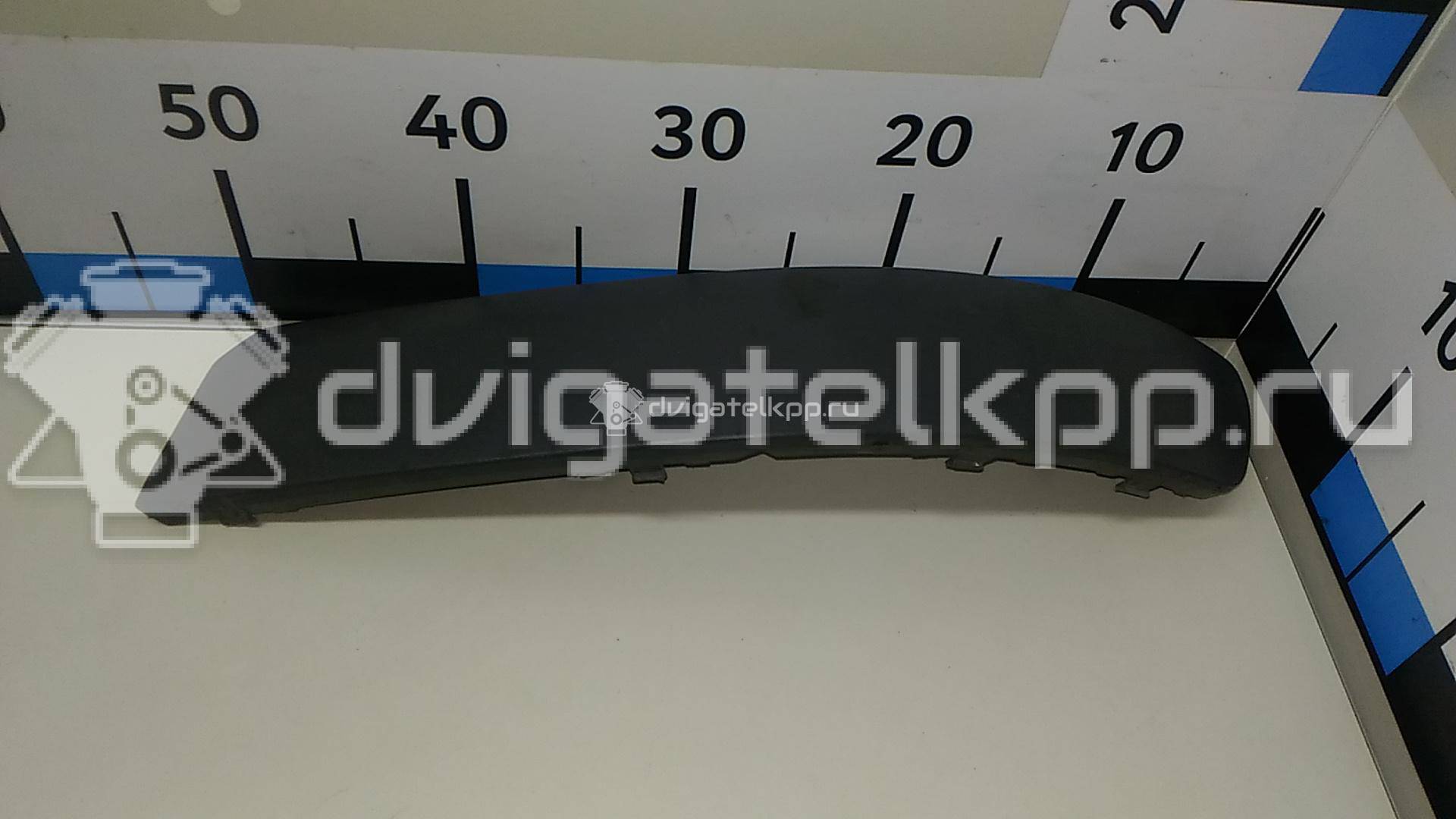 Фото Накладка переднего бампера левая  7H0807717 для Volkswagen Transporter / Multivan {forloop.counter}}