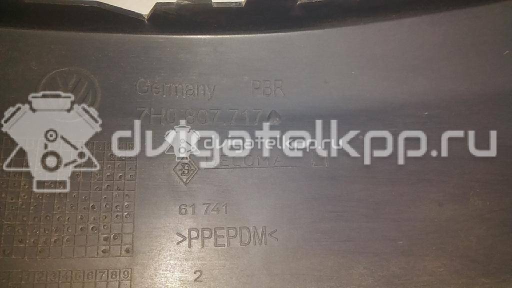 Фото Накладка переднего бампера левая  7H0807717 для Volkswagen Transporter / Multivan {forloop.counter}}