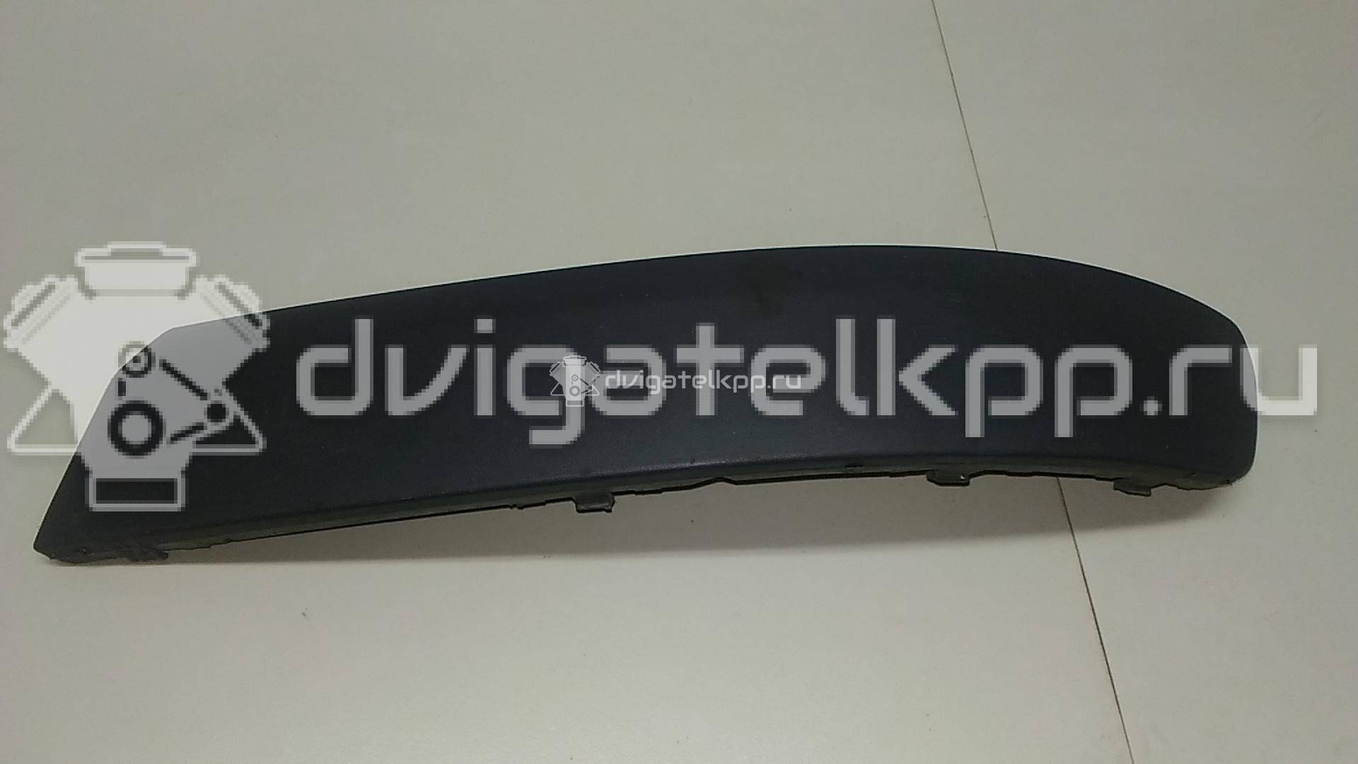 Фото Накладка переднего бампера левая  7H0807717 для Volkswagen Transporter / Multivan {forloop.counter}}