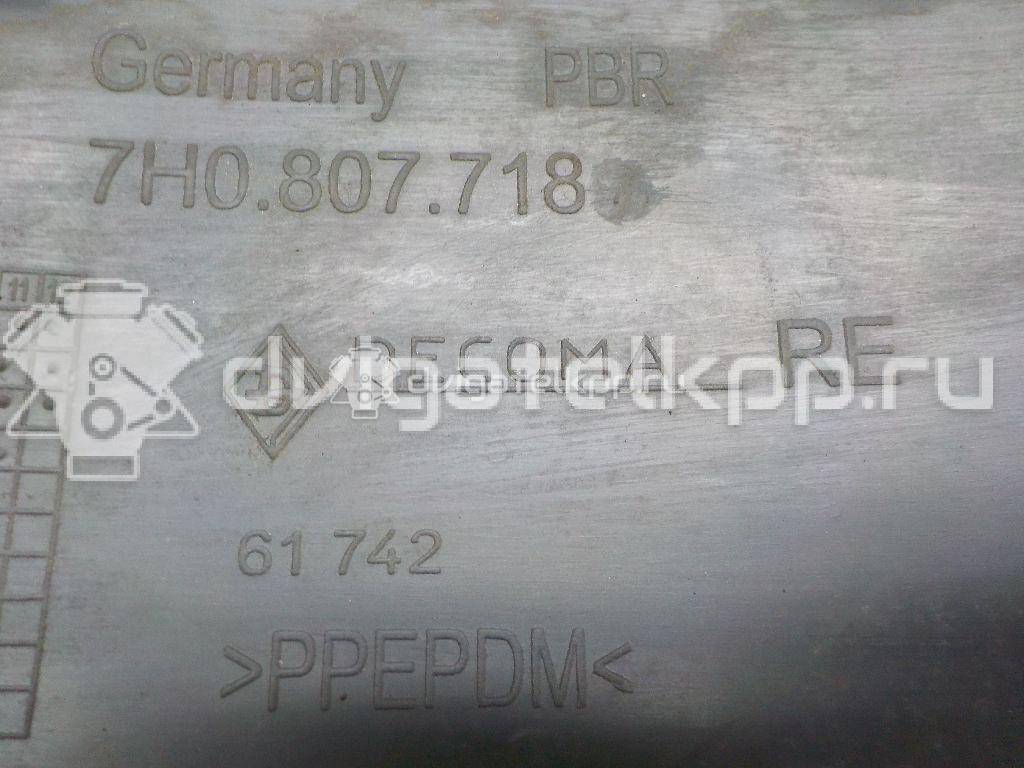 Фото Накладка переднего бампера правая  7H08077187G9 для Volkswagen Transporter / Multivan {forloop.counter}}