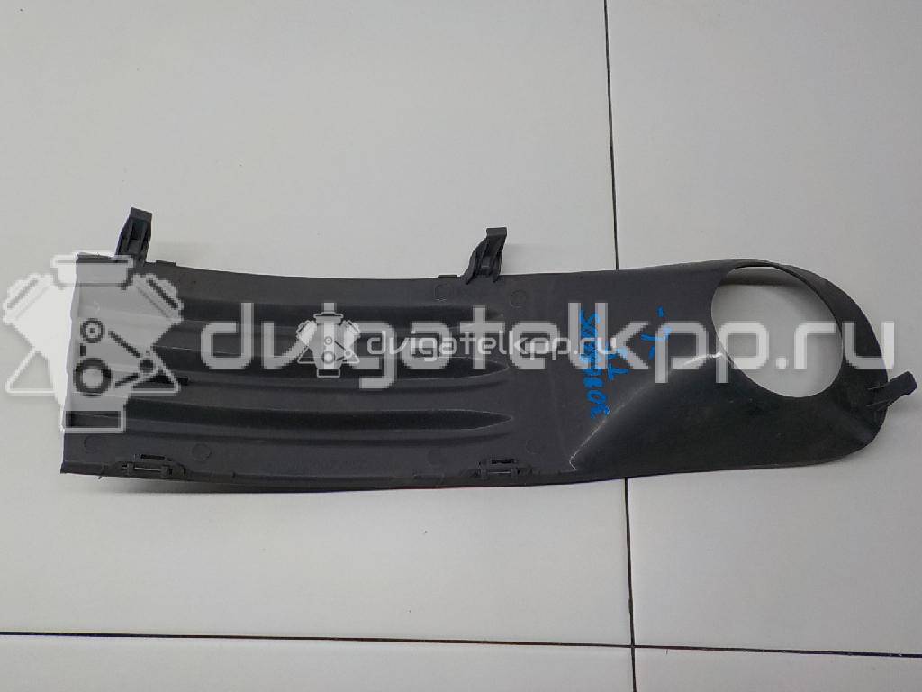 Фото Решетка в бампер левая  7H0807489B7G9 для Volkswagen Transporter {forloop.counter}}