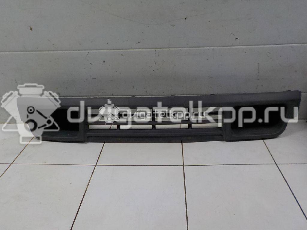 Фото Решетка в бампер центральная  7H0807719 для Volkswagen Transporter {forloop.counter}}
