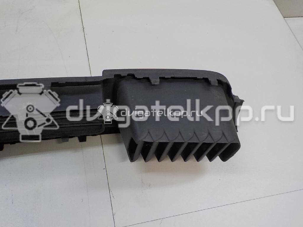 Фото Решетка в бампер центральная  7H08077197G9 для Volkswagen Transporter / Multivan {forloop.counter}}