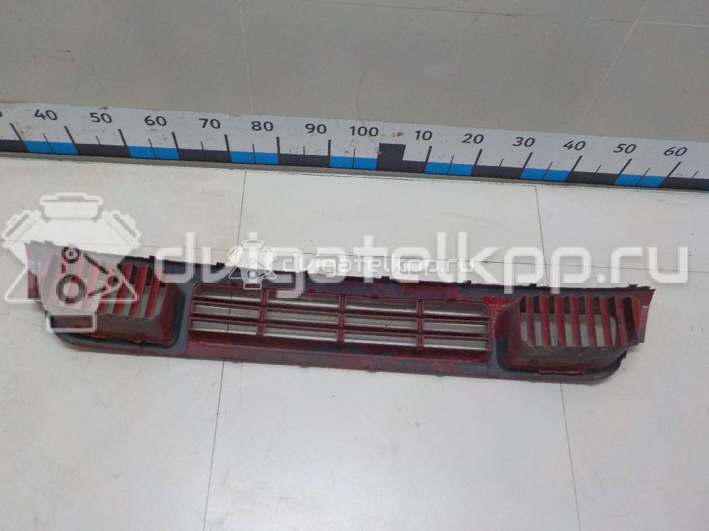 Фото Решетка в бампер центральная  7H08077197G9 для Volkswagen Transporter / Multivan {forloop.counter}}