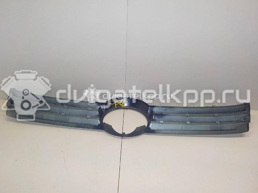 Фото Накладка на решетку радиатора  7H5807819GRU для Volkswagen Transporter / Multivan {forloop.counter}}