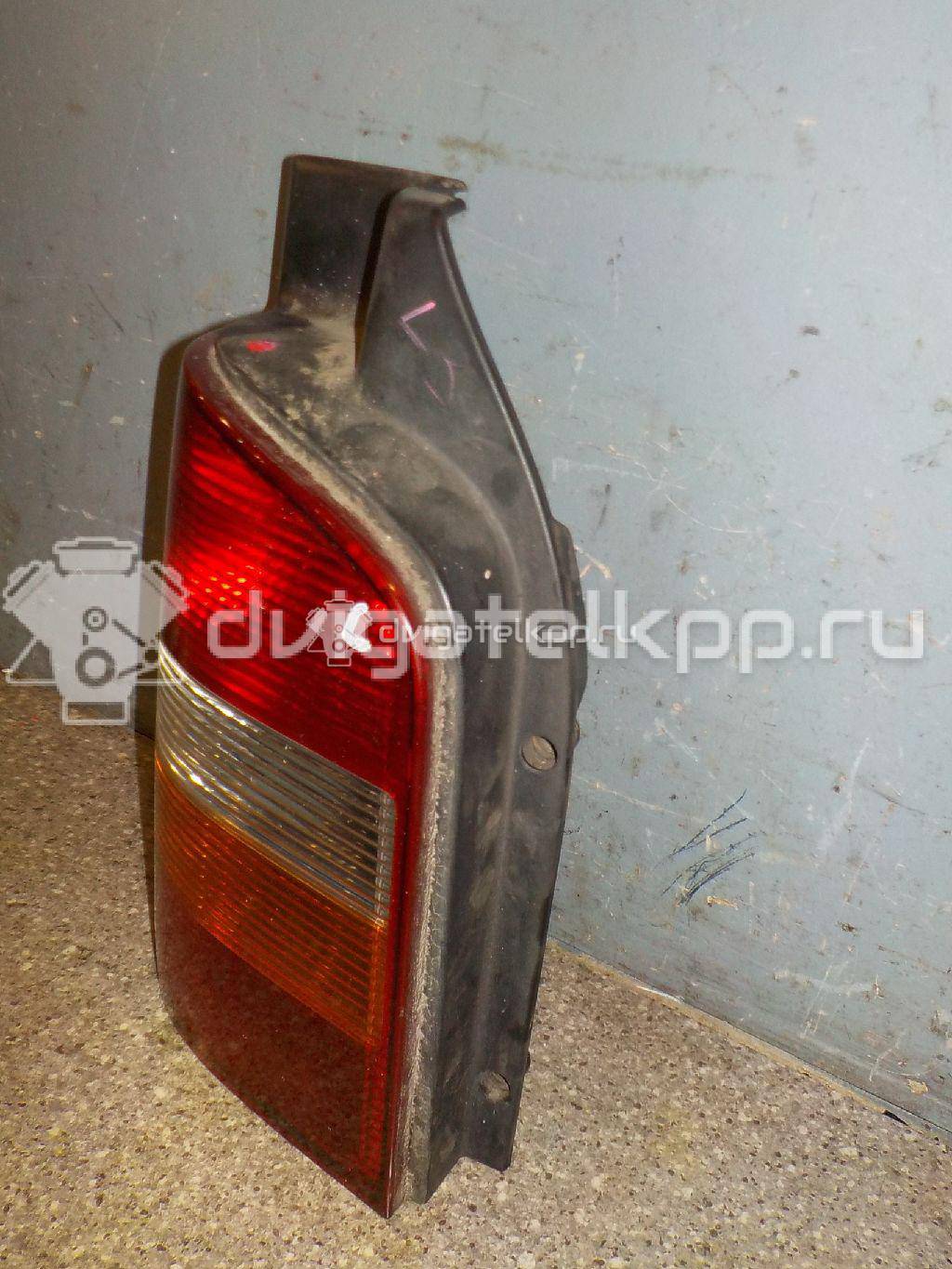 Фото Фонарь задний левый  7H0945095G для Volkswagen Transporter / Multivan {forloop.counter}}