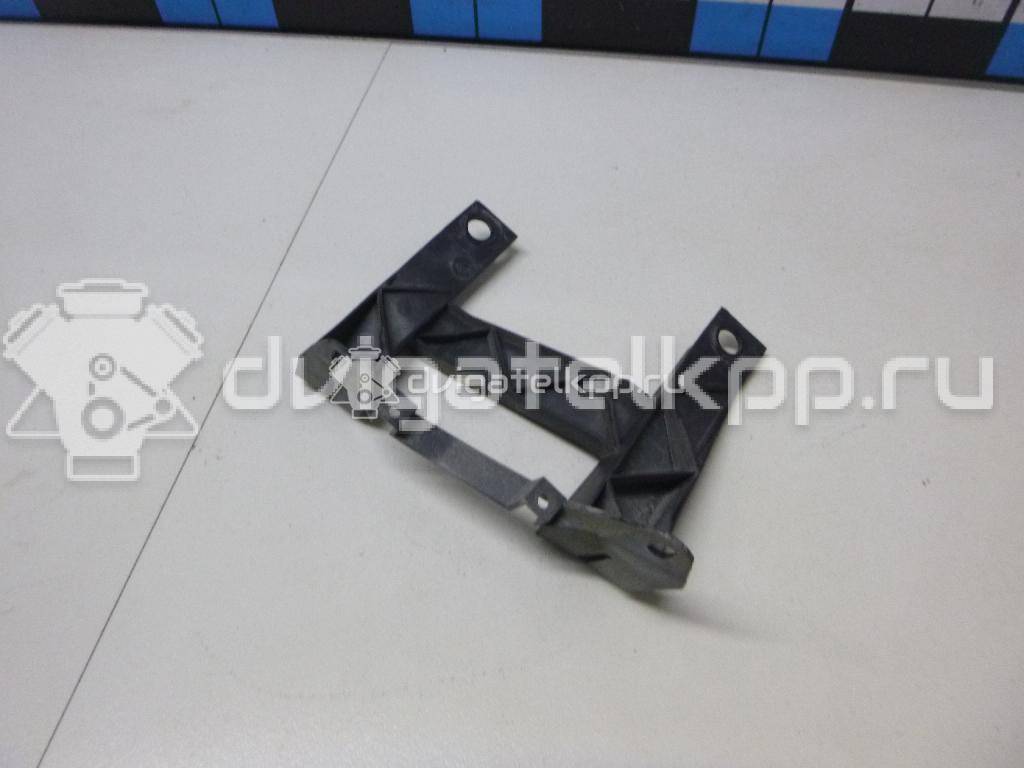 Фото Кронштейн фар левый  7H0941405A для Volkswagen Transporter / Multivan {forloop.counter}}