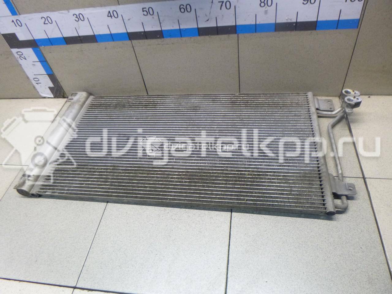 Фото Радиатор кондиционера (конденсер)  7H0820411E для Volkswagen Transporter / Polo / Multivan {forloop.counter}}
