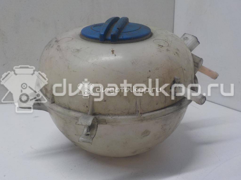 Фото Бачок расширительный  7H0121407B для Volkswagen Transporter / Multivan {forloop.counter}}