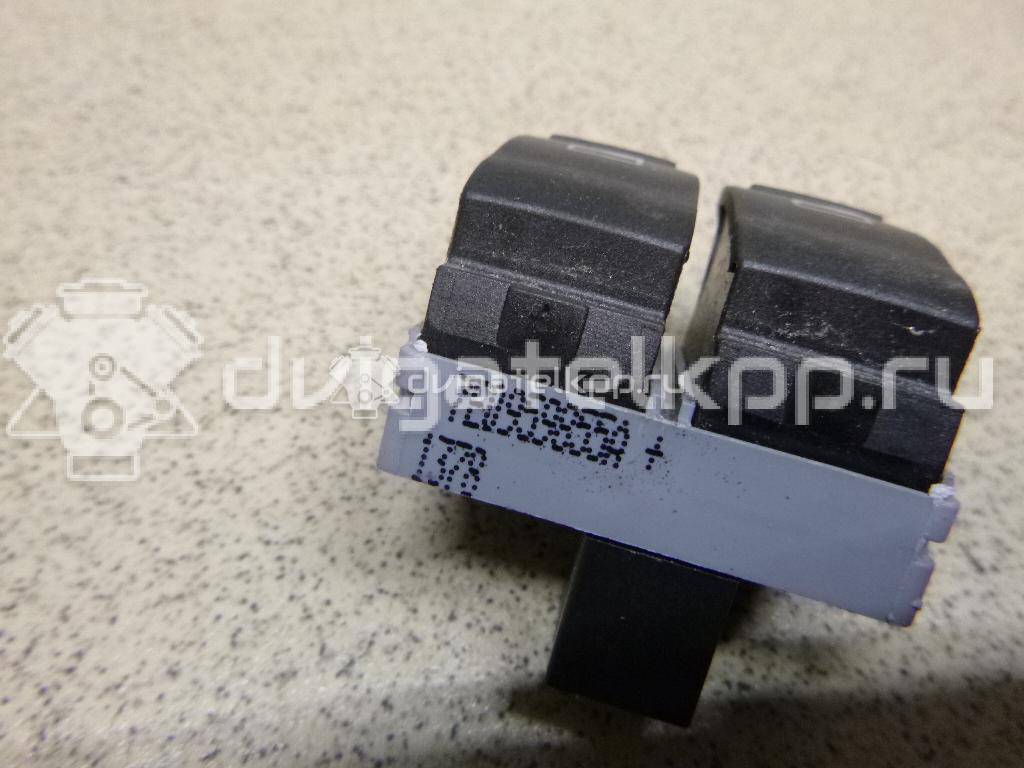 Фото Блок управления стеклоподъемниками  7E0959855A9B9 для Volkswagen Transporter / Multivan {forloop.counter}}