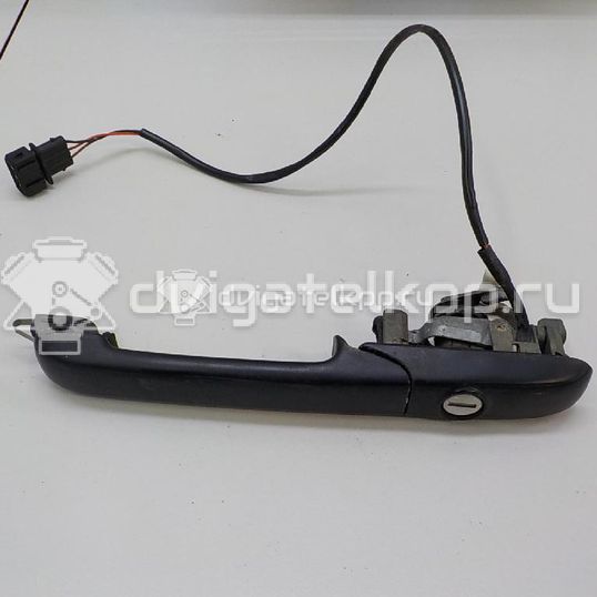 Фото Ручка двери передней наружная правая  3A0837208C для Volkswagen Passat