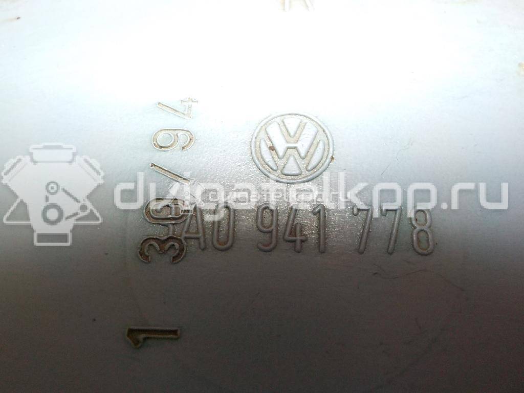 Фото Отражатель в бампер правый  3A0941778 для Volkswagen Passat / Vento 1H2 / Golf {forloop.counter}}