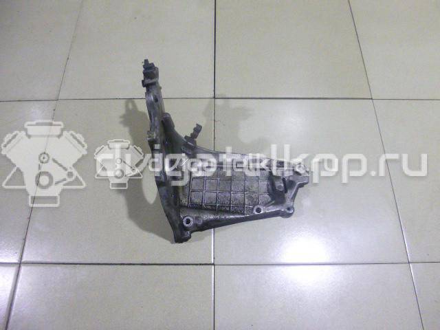 Фото Кронштейн ТНВД для двигателя WJY (DW8B) для Peugeot / Citroen / Fiat 69 л.с 8V 1.9 л Дизельное топливо 192684 {forloop.counter}}