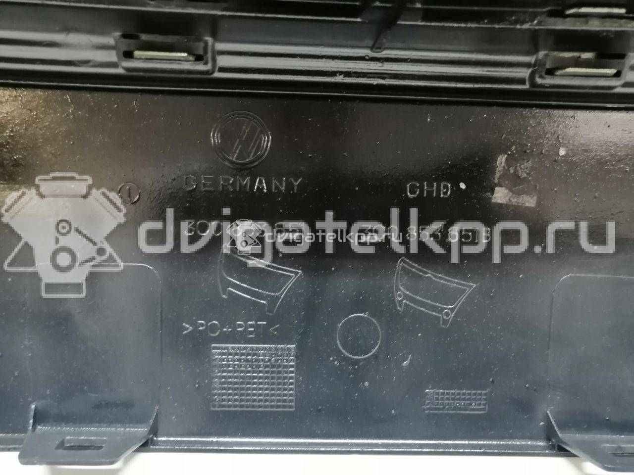 Фото Решетка радиатора  3C0853651ADPWF для Volkswagen Passat {forloop.counter}}