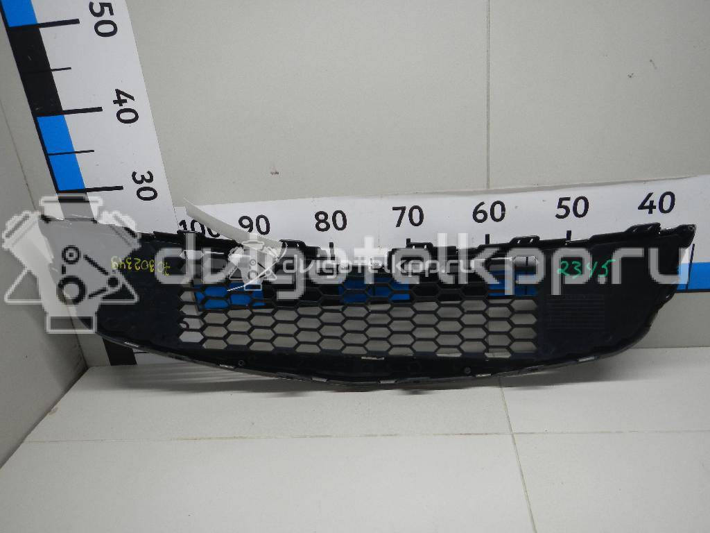 Фото Решетка радиатора  95028167 для vw Passat [B6] {forloop.counter}}