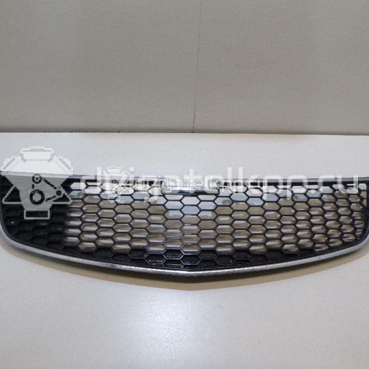 Фото Решетка радиатора  95028167 для vw Passat [B6]