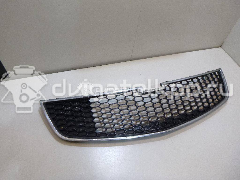Фото Решетка радиатора  95028167 для vw Passat [B6] {forloop.counter}}