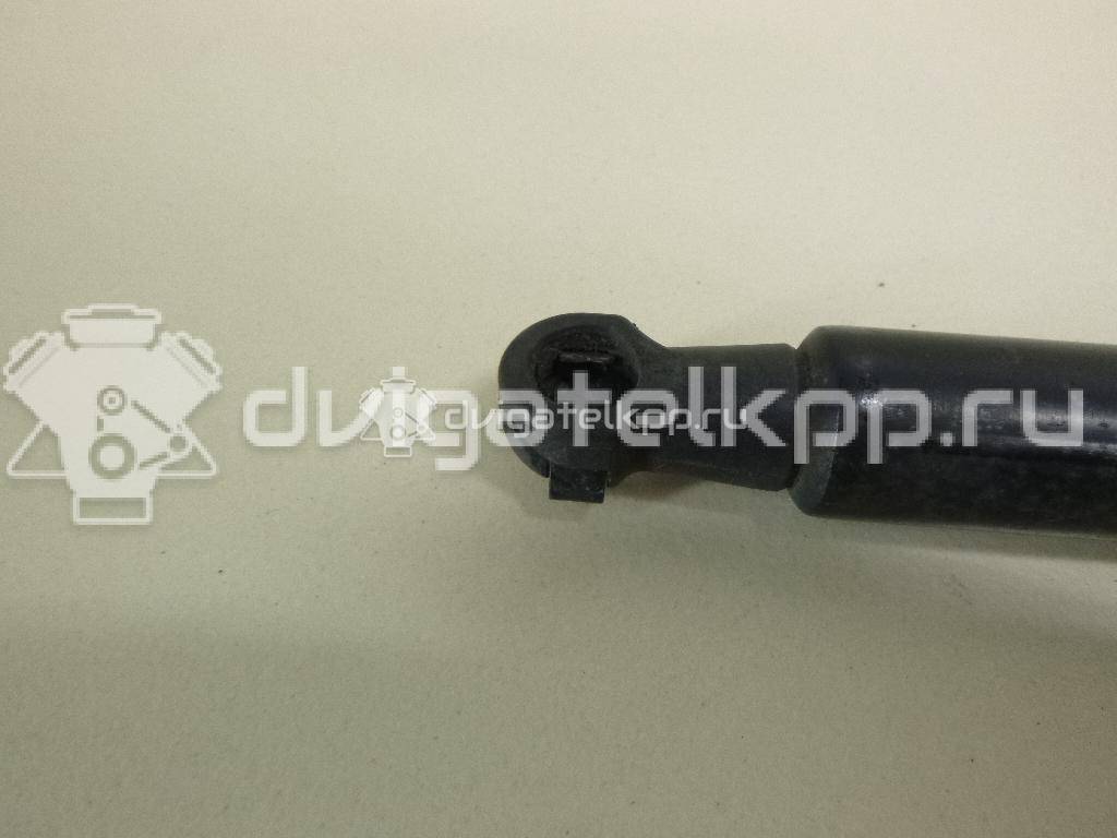 Фото Амортизатор двери багажника  3C9827550A для Volkswagen Passat {forloop.counter}}