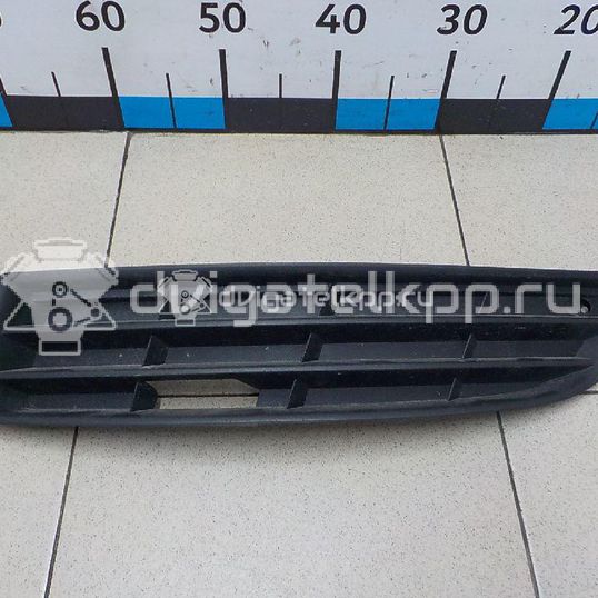 Фото Решетка в бампер левая  3C08536659B9 для Volkswagen Passat