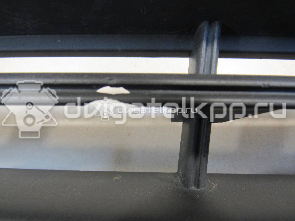 Фото Решетка в бампер центральная  3C0853671C9B9 для Volkswagen Passat {forloop.counter}}
