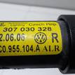 Фото Форсунка омывателя фары  3C0955104A для Volkswagen Passat {forloop.counter}}