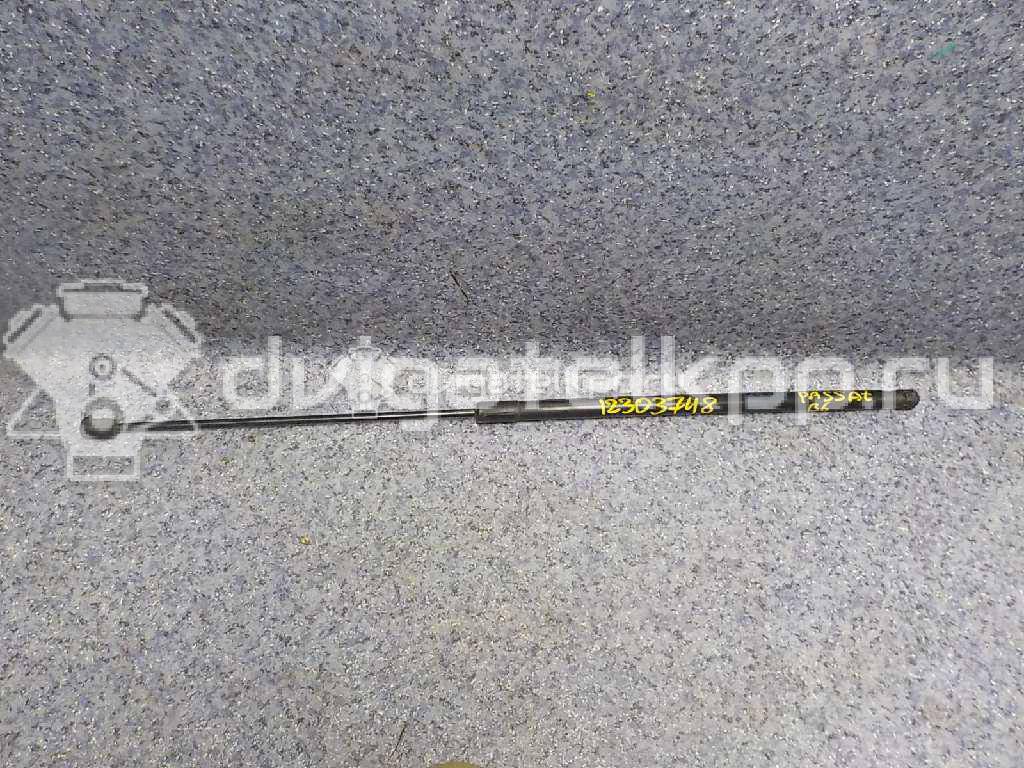 Фото Амортизатор капота  3C0823359A для Volkswagen Passat {forloop.counter}}