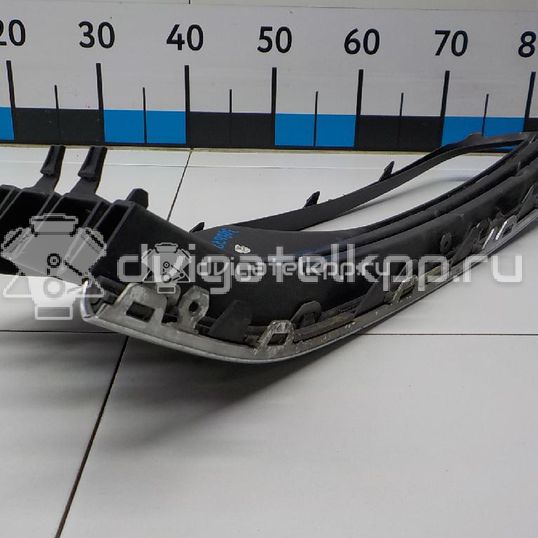 Фото Решетка в бампер правая  3AA854662A9B9 для Volkswagen Passat