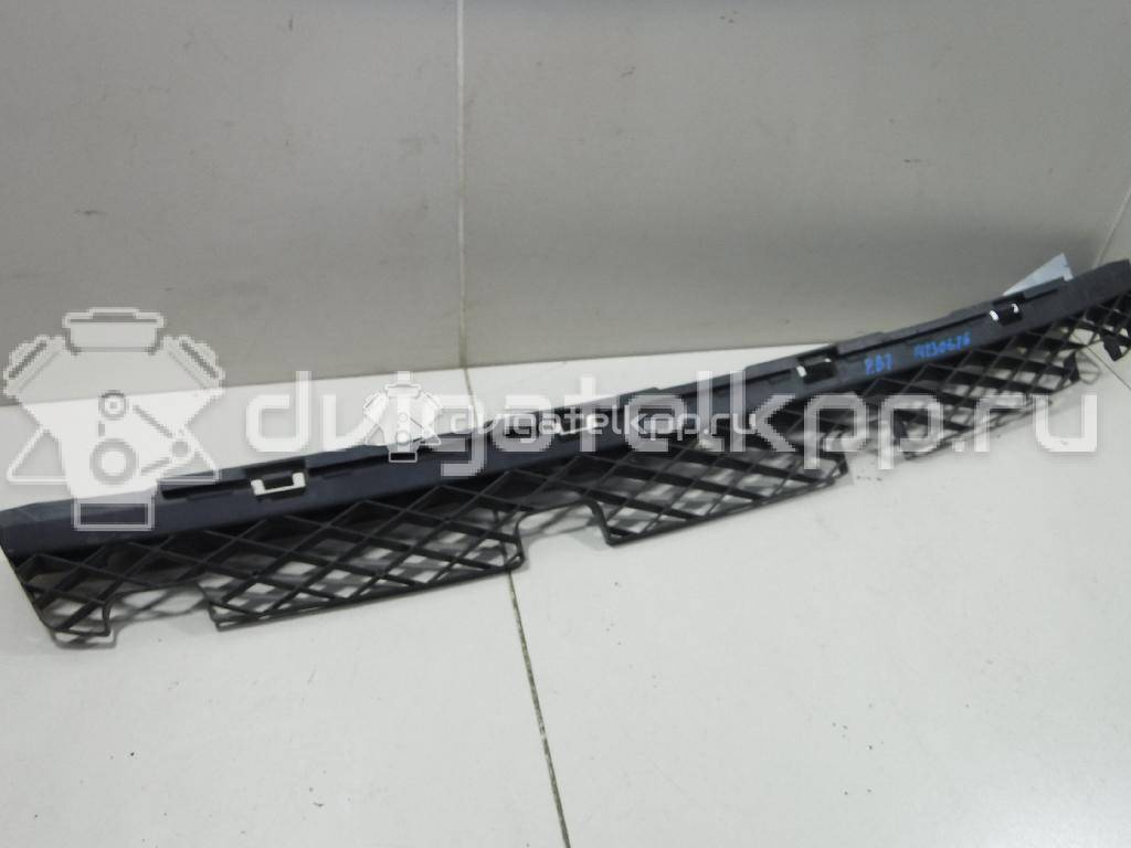 Фото Направляющая заднего бампера  3AE807863 для Volkswagen Passat {forloop.counter}}