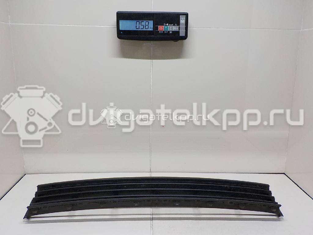 Фото Решетка в бампер  3AA8536719B9 для Volkswagen Passat {forloop.counter}}