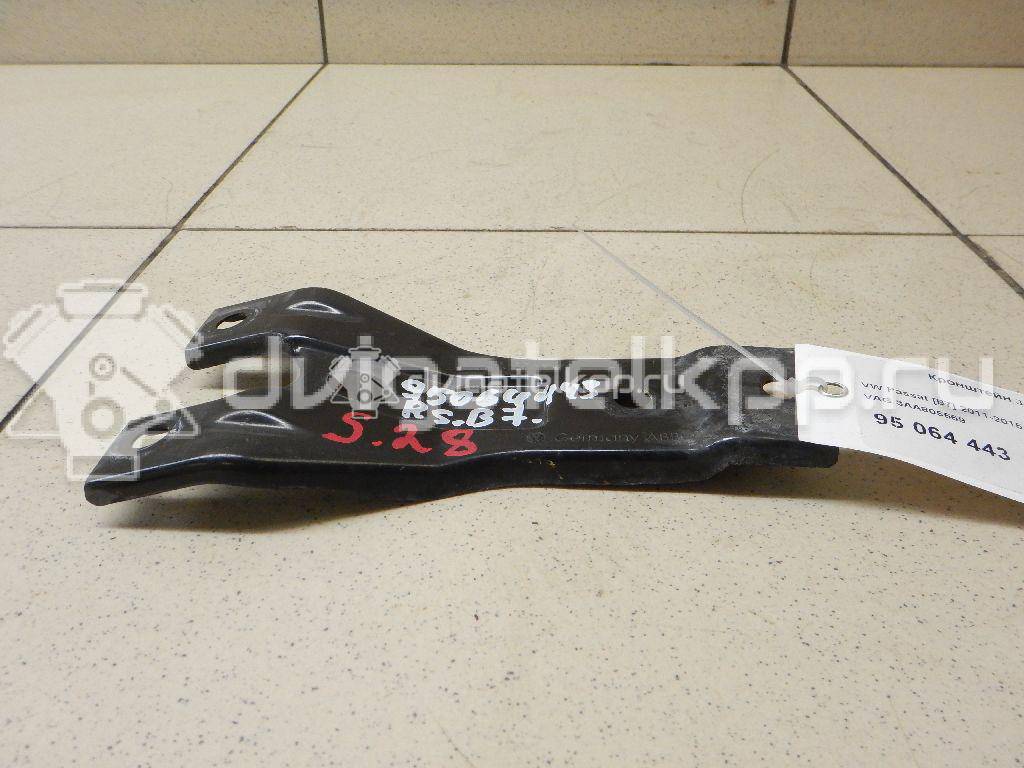 Фото Кронштейн замка капота  3AA805569 для vw Passat [B7] {forloop.counter}}