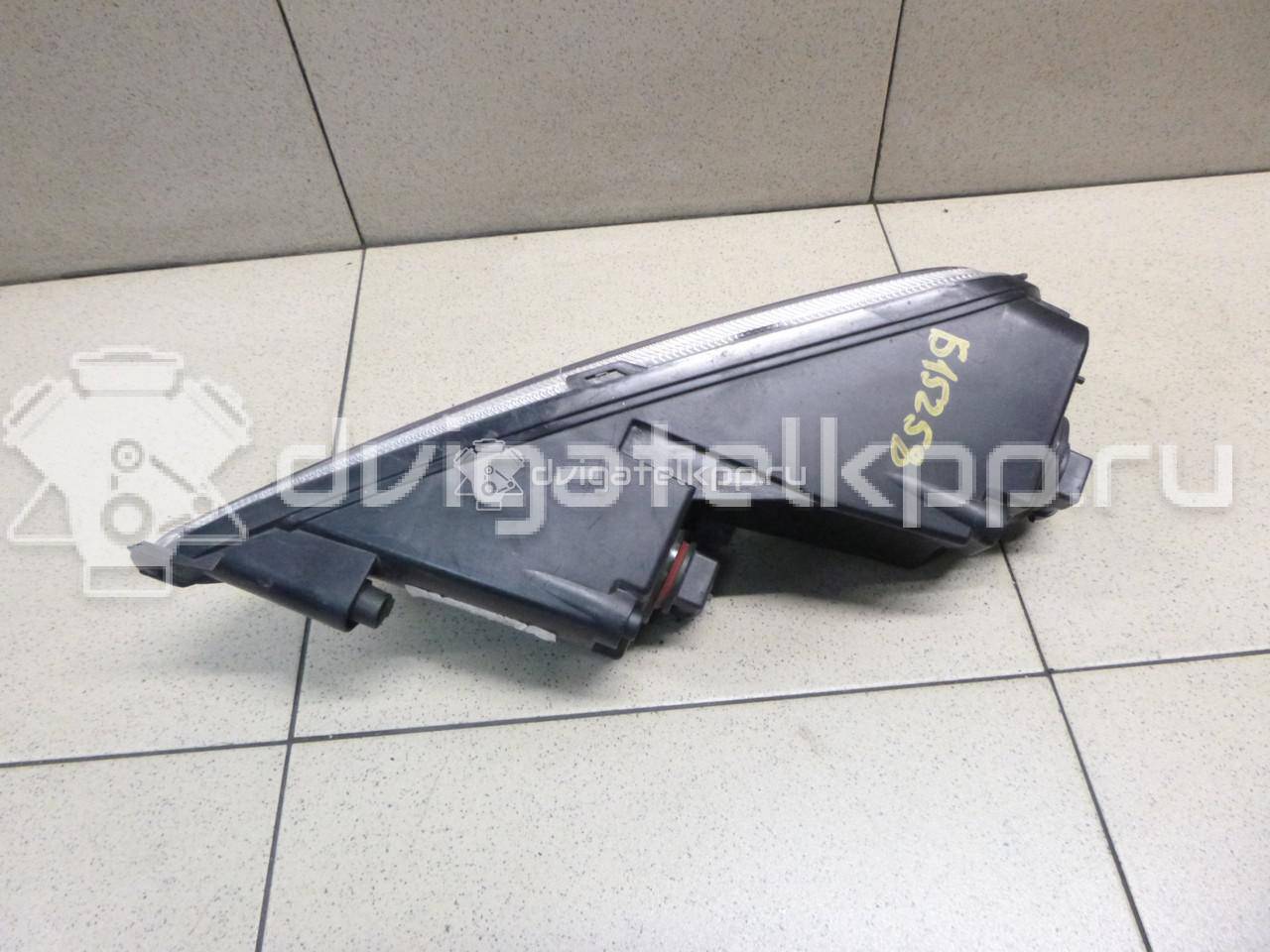 Фото Фара противотуманная правая  3AA941662D для vw Passat [B7] {forloop.counter}}
