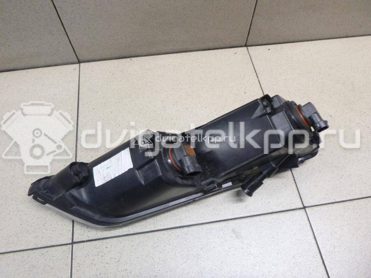 Фото Фара противотуманная правая  3AA941662D для vw Passat [B7] {forloop.counter}}