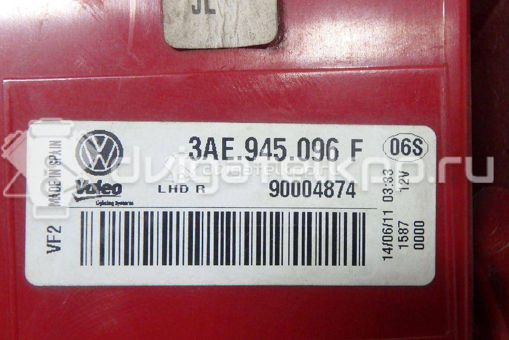 Фото Фонарь задний наружный правый  3AE945096F для Volkswagen Passat {forloop.counter}}