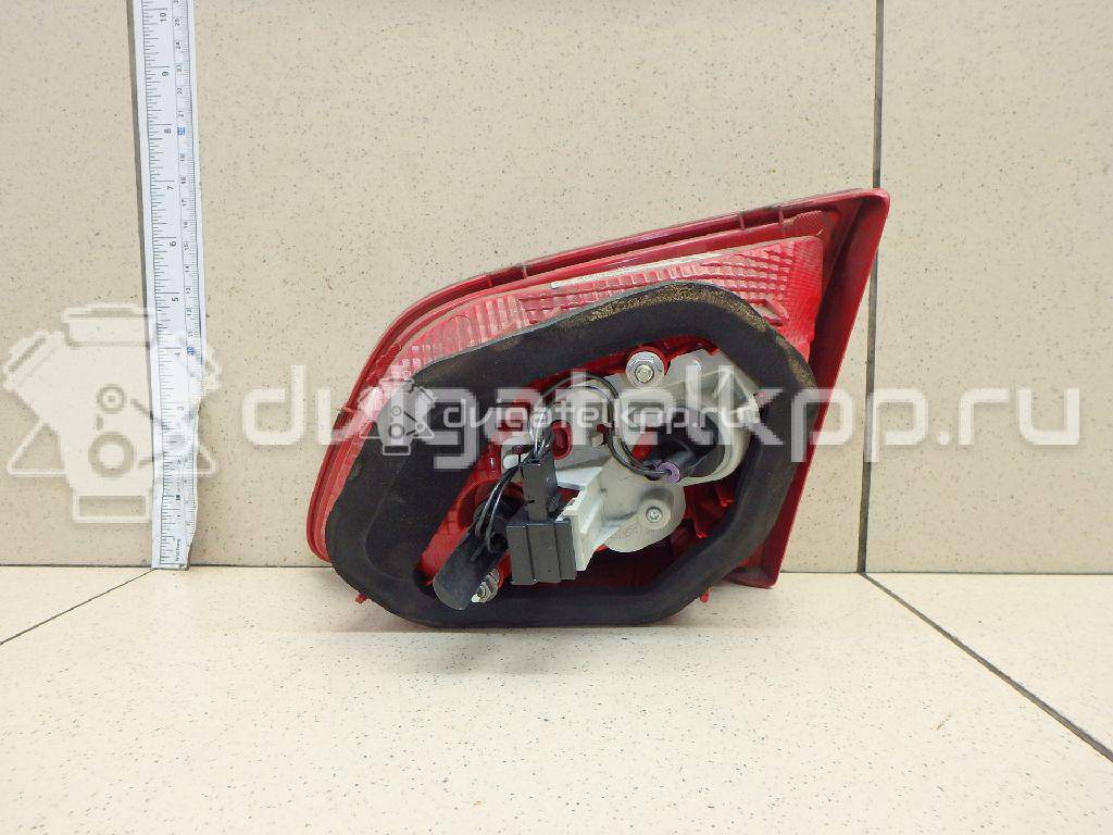Фото Фонарь задний внутренний левый  3AE945093J для Volkswagen Passat {forloop.counter}}