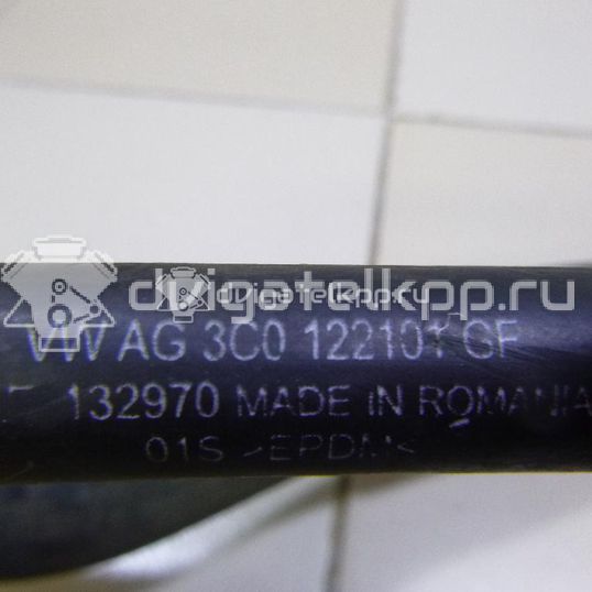 Фото Патрубок радиатора  3C0122101GF для vw Passat [B7]