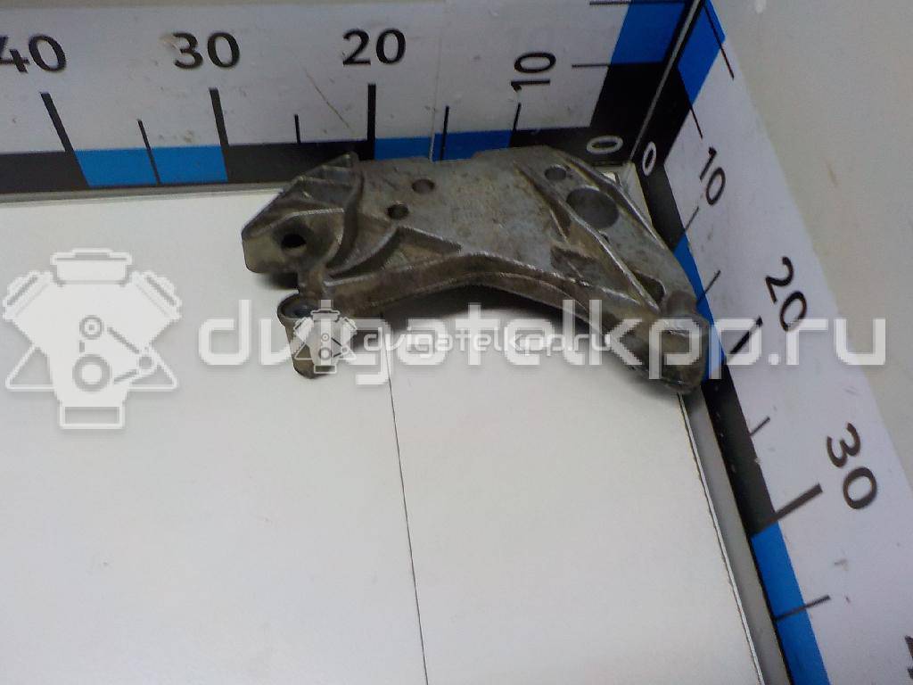 Фото Кронштейн двигателя правый  06J199207P для seat Leon (5F) {forloop.counter}}