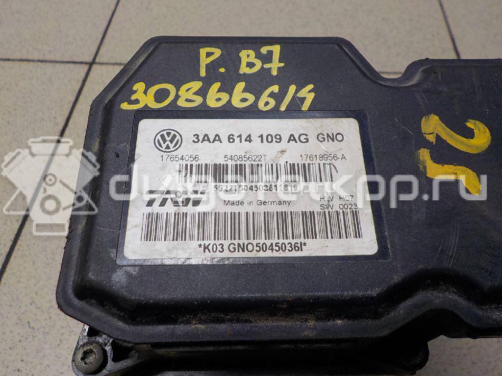 Фото Блок ABS (насос)  3AA614109BMBEF для vw Passat [B7] {forloop.counter}}