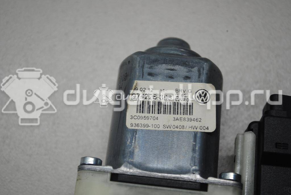 Фото Моторчик стеклоподъемника  3C0959704VW3 для vw Passat [B7] {forloop.counter}}