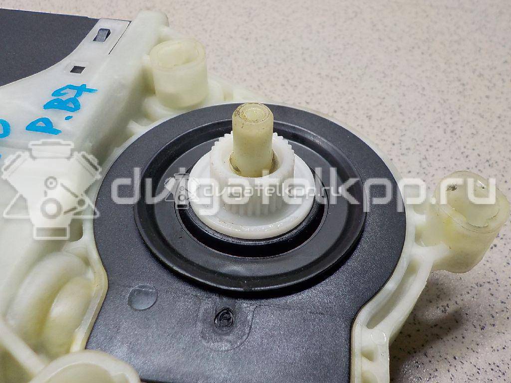 Фото Моторчик стеклоподъемника  3C0959703VW4 для vw Passat [B7] {forloop.counter}}