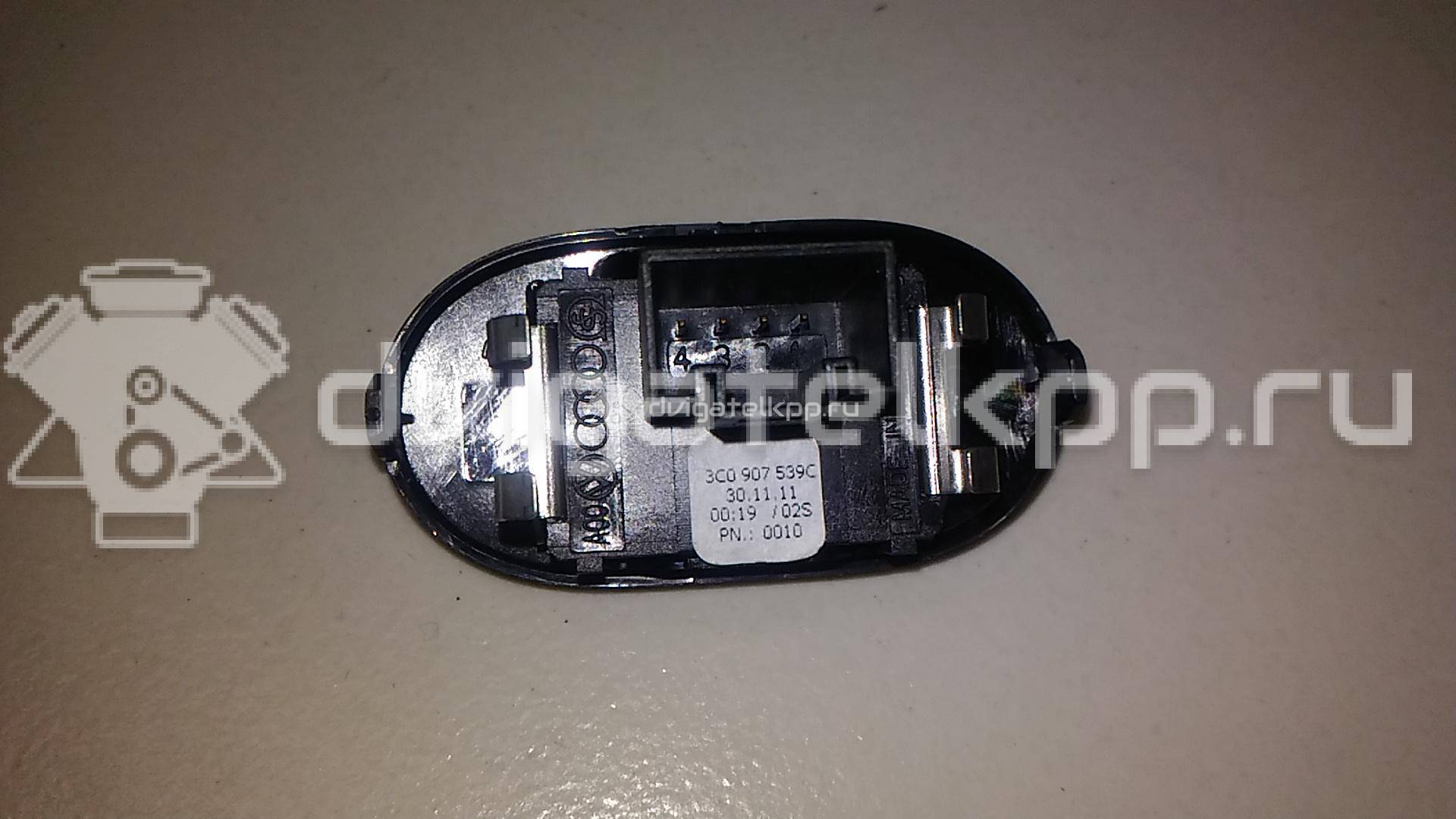 Фото Датчик  3C0907539C для vw Passat [B7] {forloop.counter}}