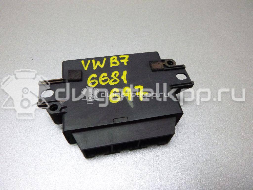 Фото Блок управления парктроником  3AE919475B для vw Passat [B7] {forloop.counter}}