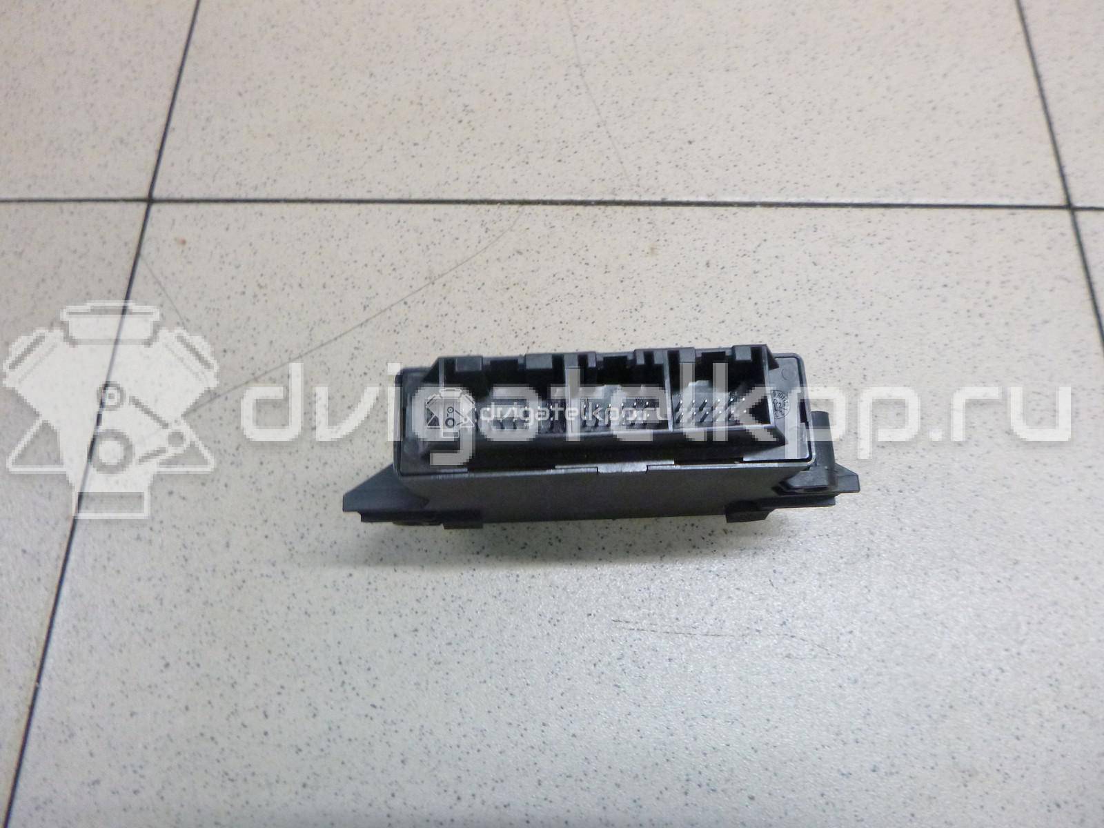 Фото Блок управления парктроником  3AE919475B для vw Passat [B7] {forloop.counter}}