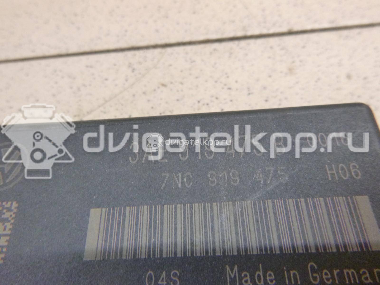 Фото Блок управления парктроником  3AE919475B для vw Passat [B7] {forloop.counter}}