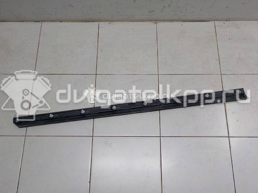 Фото Молдинг передней правой двери  3G0853268GRU для vw Passat [B8] {forloop.counter}}