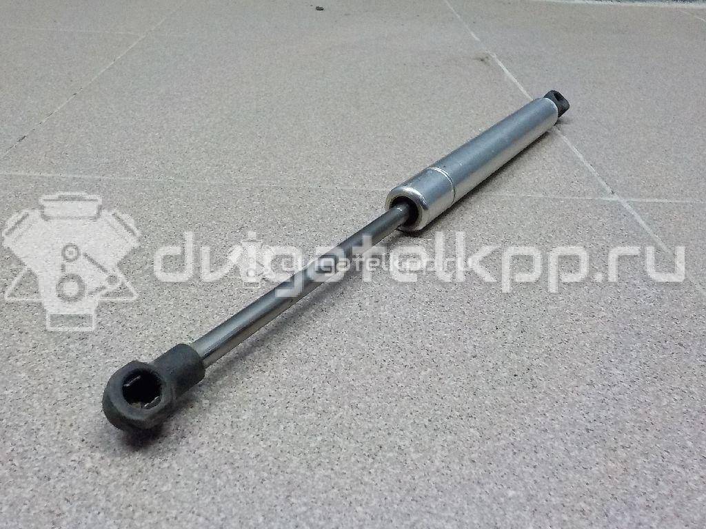 Фото Амортизатор капота  3D0823359B для Volkswagen Phaeton 3D {forloop.counter}}