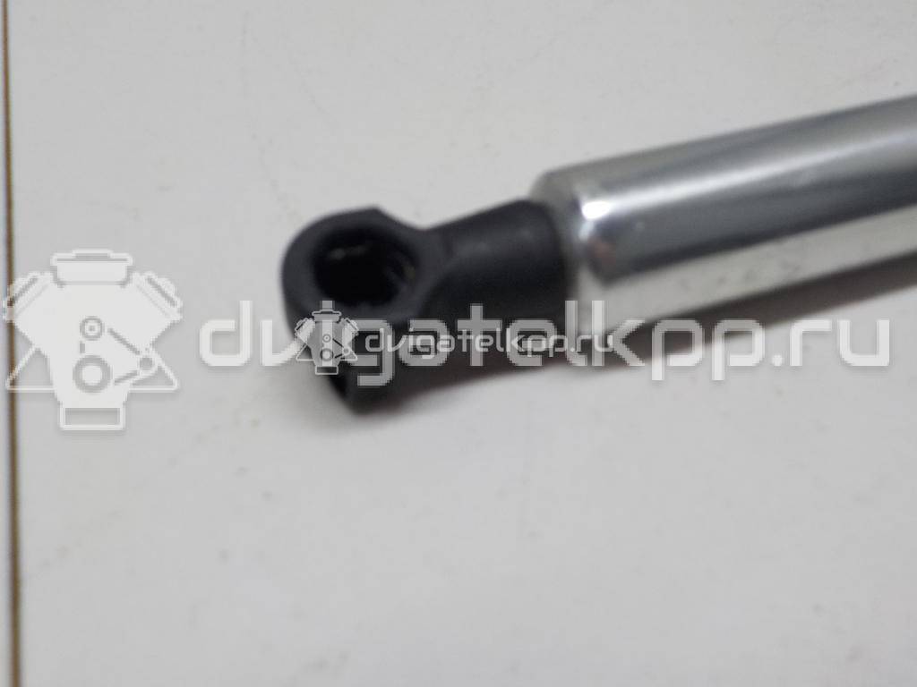 Фото Амортизатор капота  3D0823359C для Volkswagen Phaeton 3D {forloop.counter}}