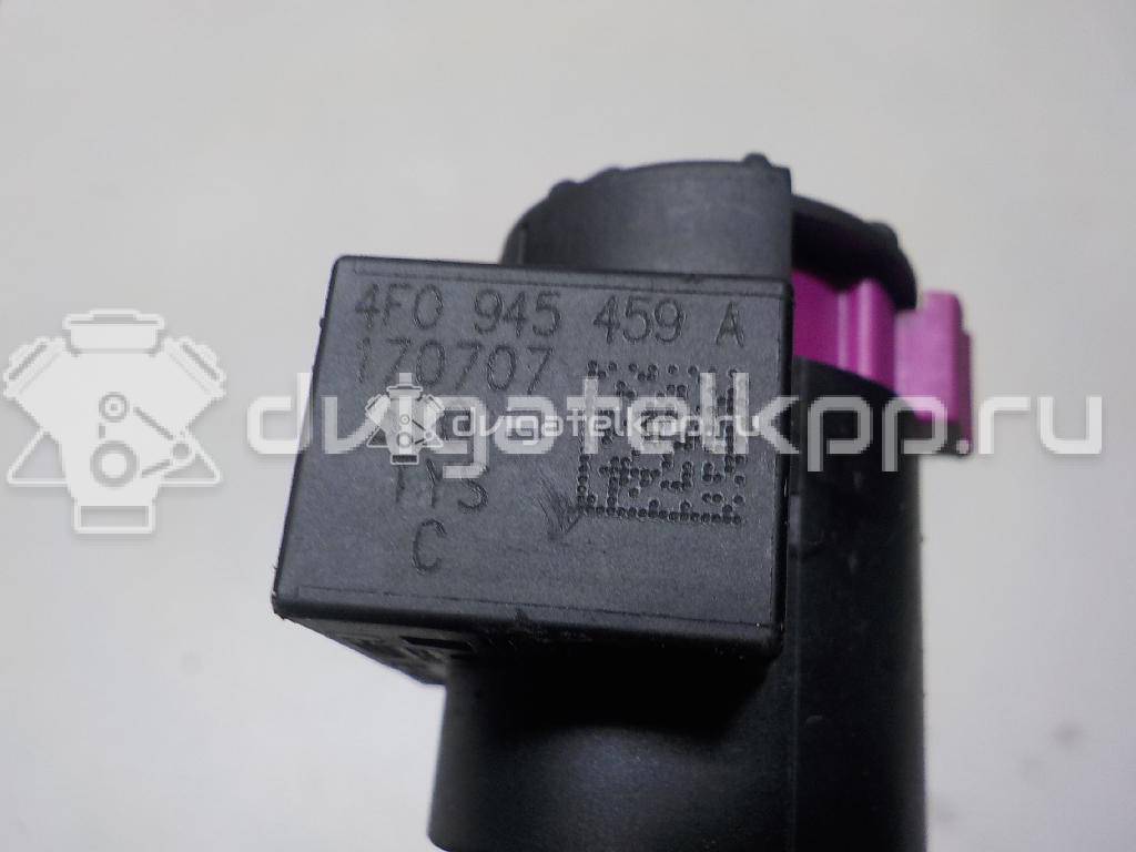 Фото Датчик включения стопсигнала  4f0945459a для audi A8 [4H] {forloop.counter}}
