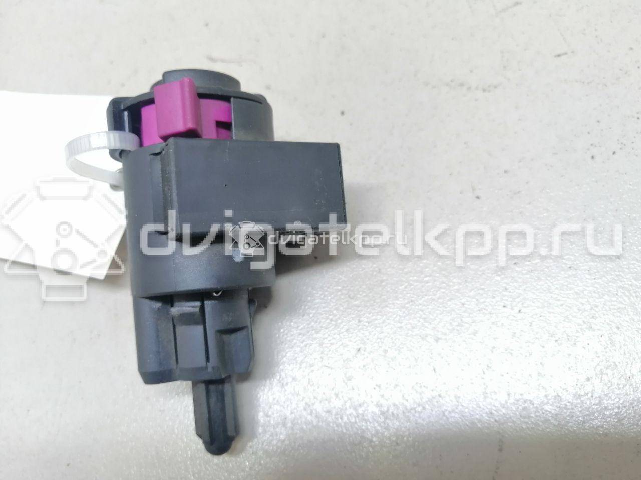 Фото Датчик включения стопсигнала  4F0945459B для Volkswagen Phaeton 3D {forloop.counter}}