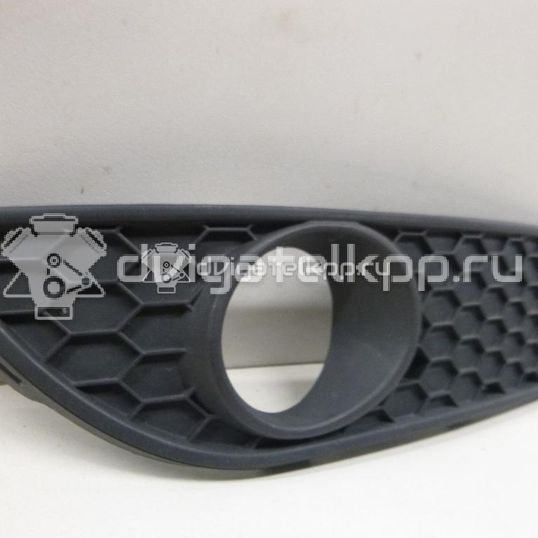 Фото Решетка в бампер правая  6Q0853666 для Volkswagen Polo