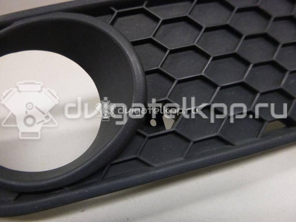 Фото Решетка в бампер правая  6Q0853666 для Volkswagen Polo {forloop.counter}}